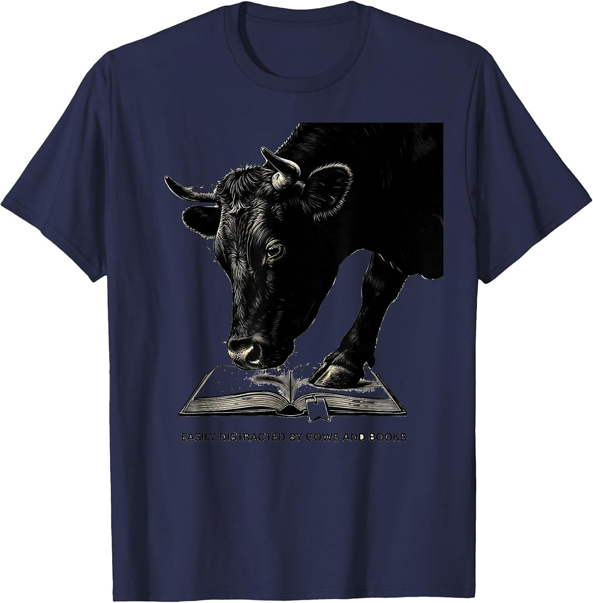 Men's Easily Distracted By Cows And Books Funny Book Lover Animal T-Shirt - Navy Blue